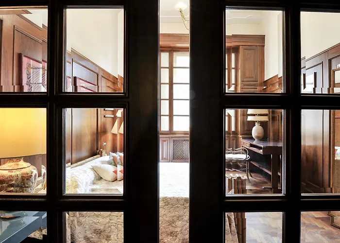 Ur-Nest Strada Maggiore