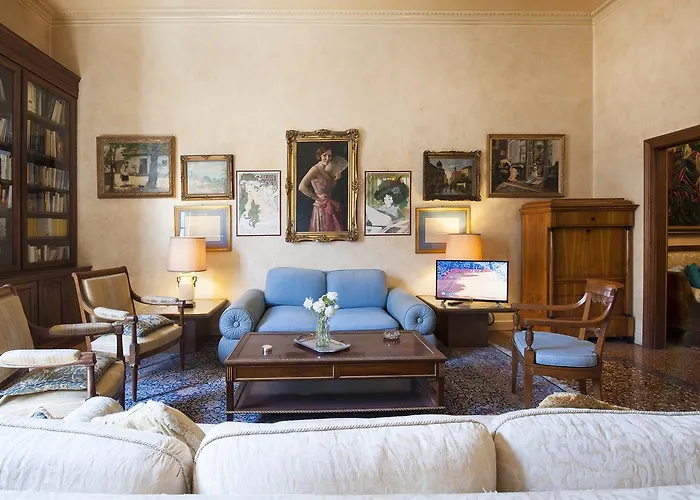 Ur-Nest Strada Maggiore